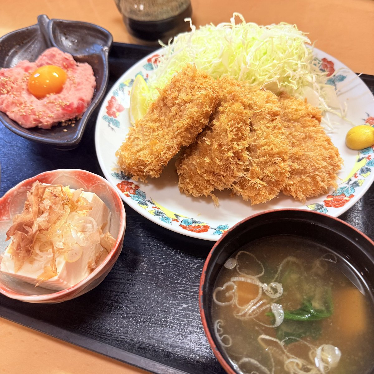ririri070's tweet photo. 県民なのに、恥ずかしながら来たことがなかったです うまい🌸 https://t.co/GK7vxoHbQO