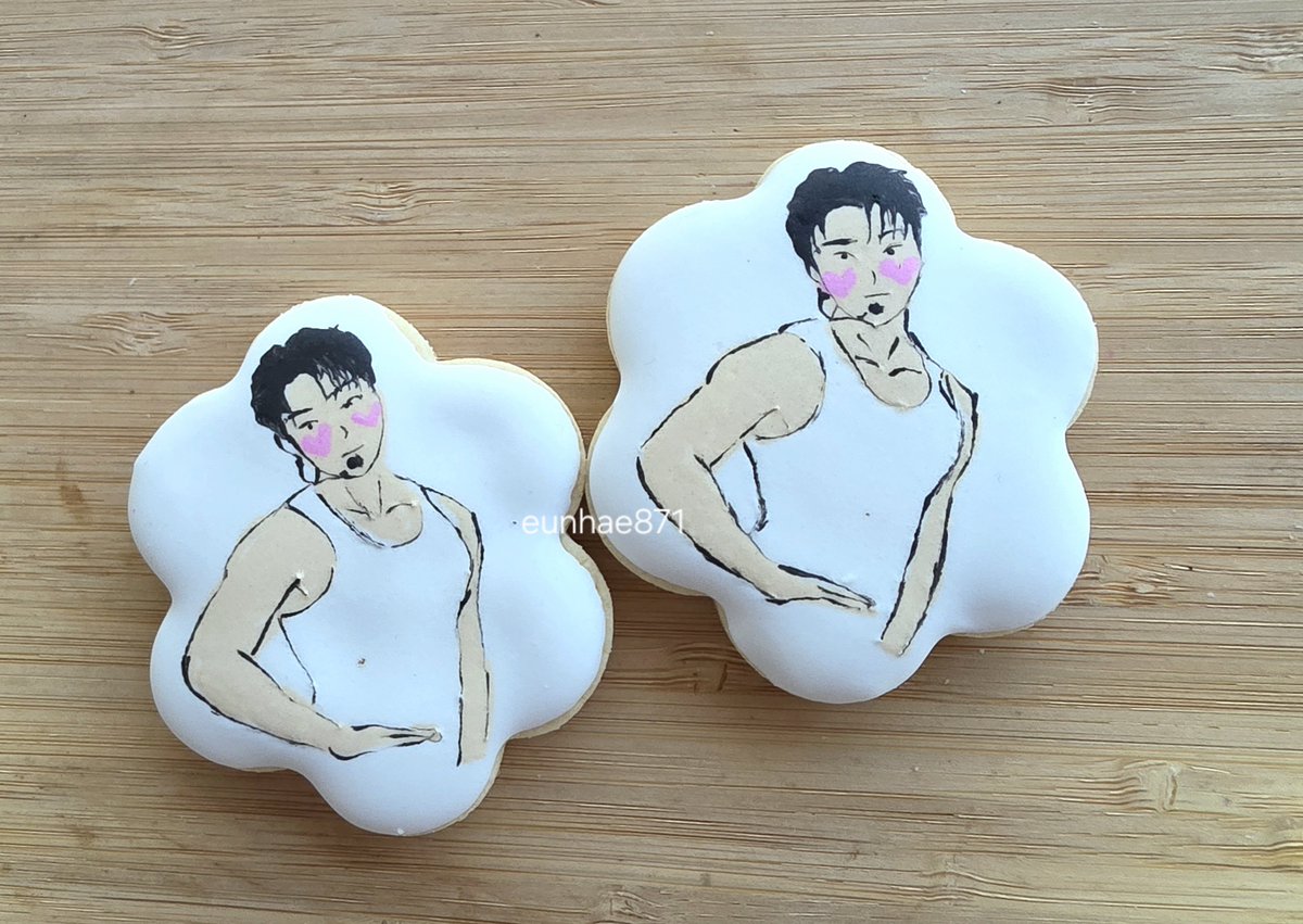 Eunhae871's tweet photo. Sannie BAD sugar cookies!
#ateez #atiny #BAD #san #sayabuat #sayajual #sugarcookies https://t.co/u2A9S3xpxZ