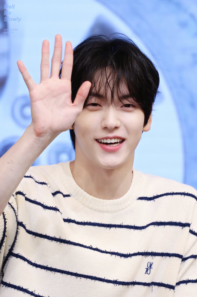 MeltMeSlowly_'s tweet photo. 260802

₍ᐢ·͈༝·͈ᐢ₎⁺ ⊹˚.⋆

#SOOBIN #수빈 #スビン 
#txt #TOMORROW_X_TOGETHER
#투모로우바이투��더 https://t.co/IhCkKedEPg