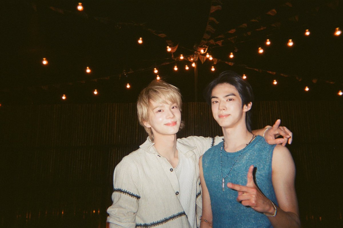 InSeong_Terryy's tweet photo. เกิดมาเป็นชิปเปอร์คู่นี้มันดีจริงๆโว๊ย !!!!!
#ชินโด #ShinDo
#ชินฮุน #ShinHoon
#นิดโด #NidDo https://t.co/7ur3Gqqdfu
