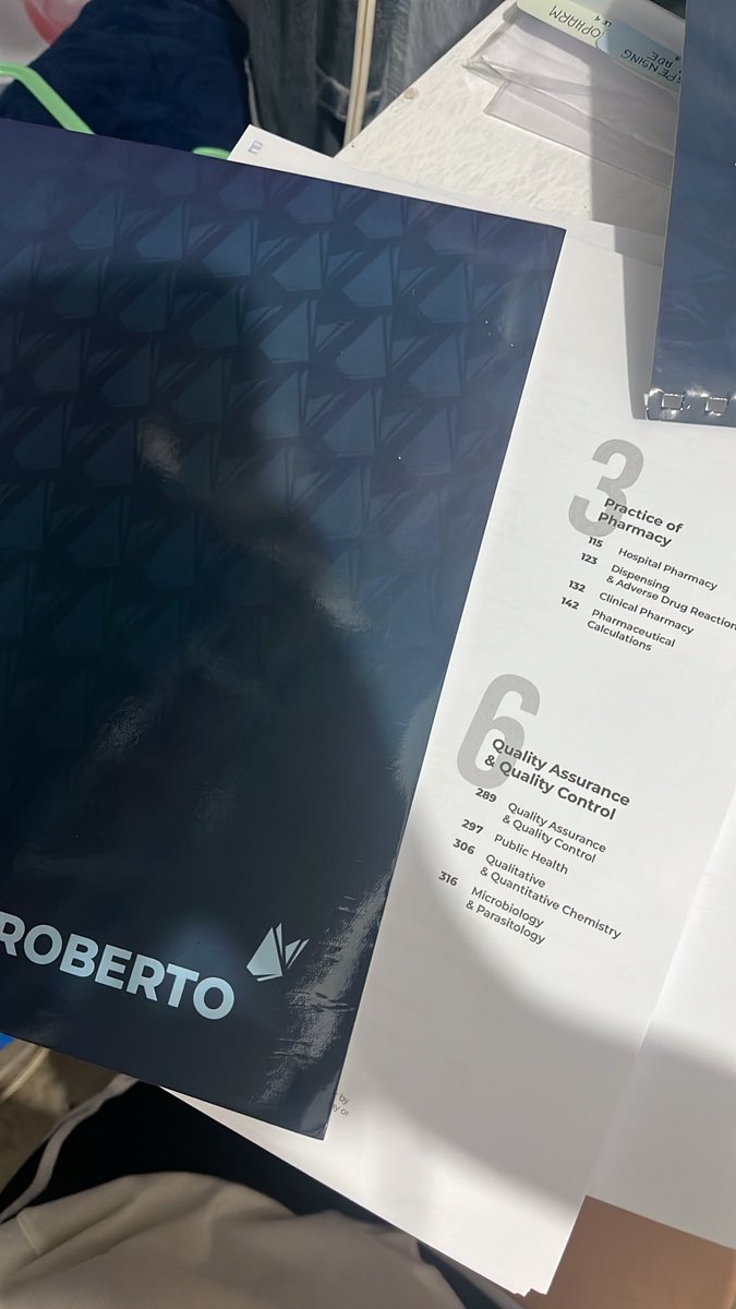 studywithshae's tweet photo. disassemble my roberto with me! as a reviewee w back problemz n d kaya mag bitbit mabigat 123 go kanya kanya https://t.co/fgkk4pFkgt