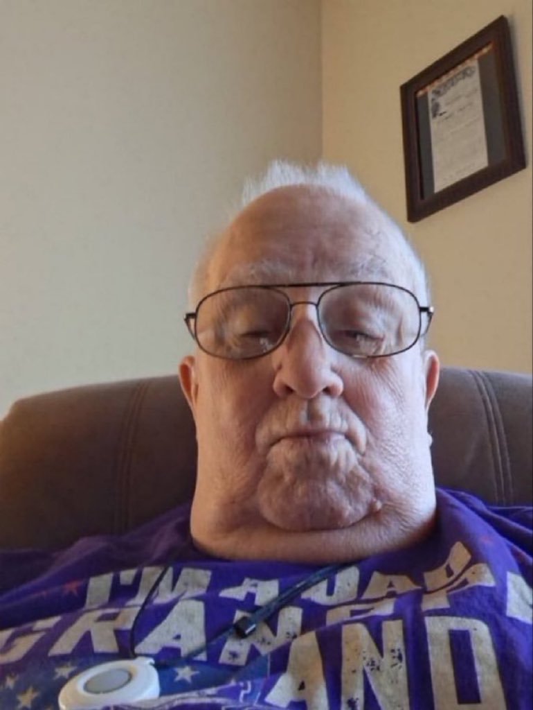 TorstenBirkholz's tweet photo. can you date 76 year man? https://t.co/0QQQklseKa
