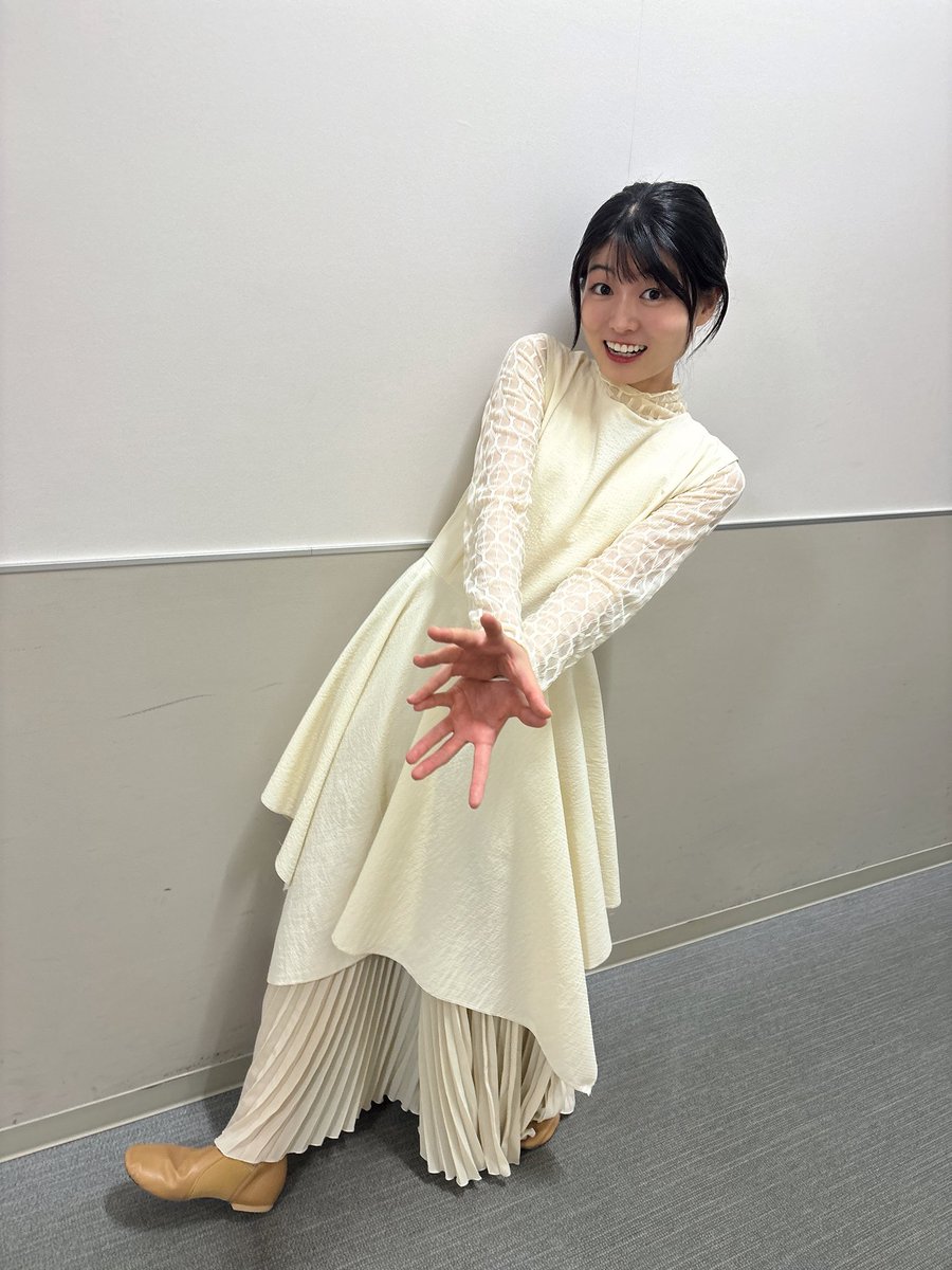 qm52y's tweet photo. 『BEYOND DAWN』5日目公演、無事終了いたしました!
ご来場くださった皆さま、本当にありがとうございました✨
ついに明日は千秋楽。
あっという間で、もう名残惜しい気持ちです。
最後まで心を込めて、この物語を届けます。
ドーーン!
#BEYONDDAWN #ビヨンドドーン #himawariBD https://t.co/aLUg3BUIYb