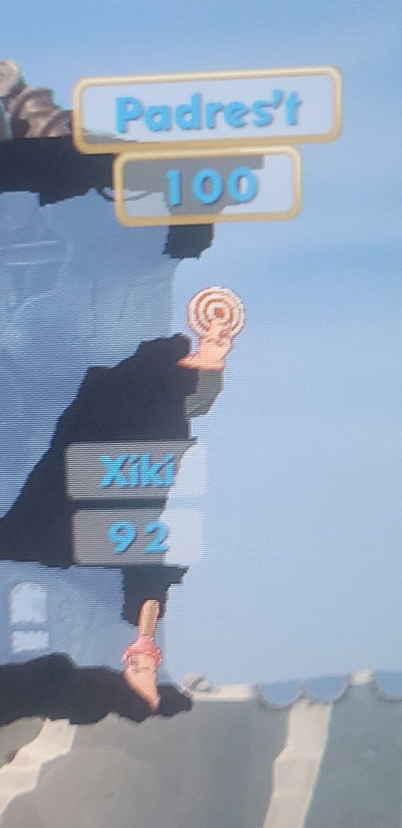 bronzearomantic's tweet photo. Jugando yo solo la camapaña del worms en el curro. Teruelkek no me volverá a ganar. https://t.co/kAsIfFS96x