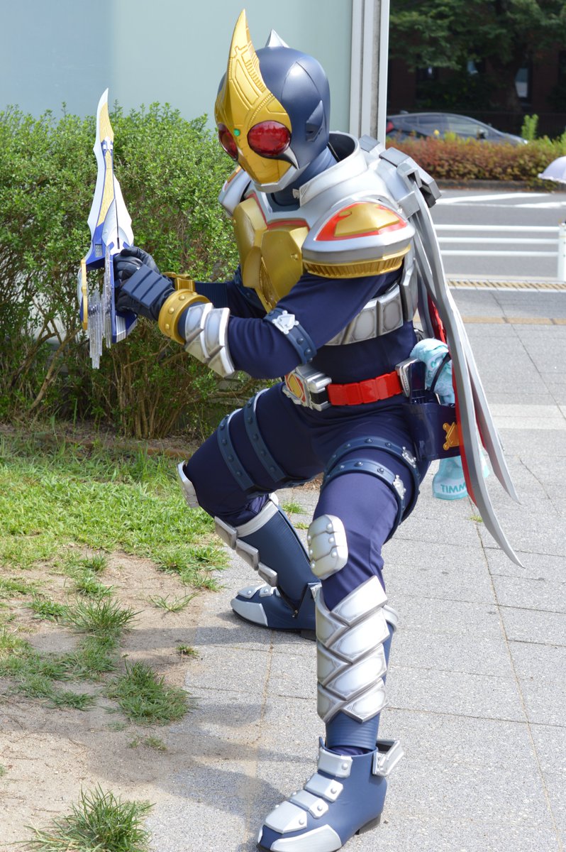 hidamar_2014's tweet photo. cos

作品　仮面ライダー剣(ブレイド)
仮面ライダー剣ジャックフォーム

#コスサミ 
#コスサミ2026 https://t.co/oIMn7vEKz8