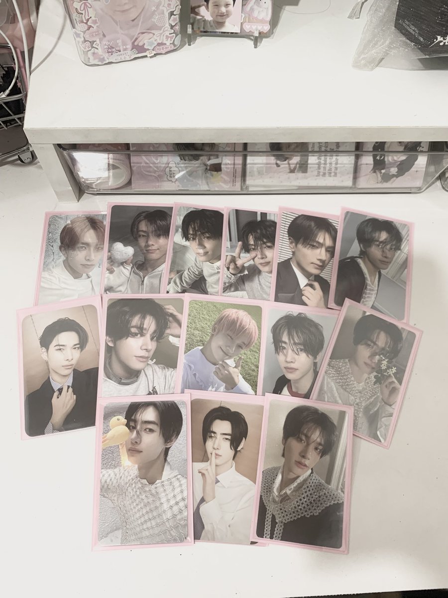 21oveangel's tweet photo. wts lfb ph 🎼 

𓆩♡𓆪 enhypen + evan assorted photocard / pc

₱150 each only ☆★

     ✦  payo | 2 days 
     ✦  can lower if taking more!

⌗ enhypen jay jake sunghoon sunoo heeseung evan photocard desire unleash d:u memorabilia orange blood https://t.co/5P5KcXORpd