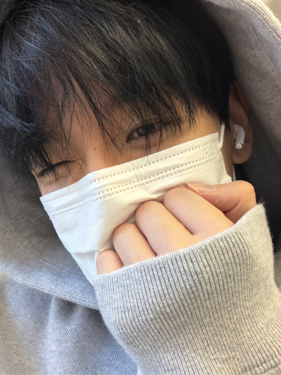 _gamja__'s tweet photo. 기분이 너무 좋네요 https://t.co/KOYgdR4lx1
