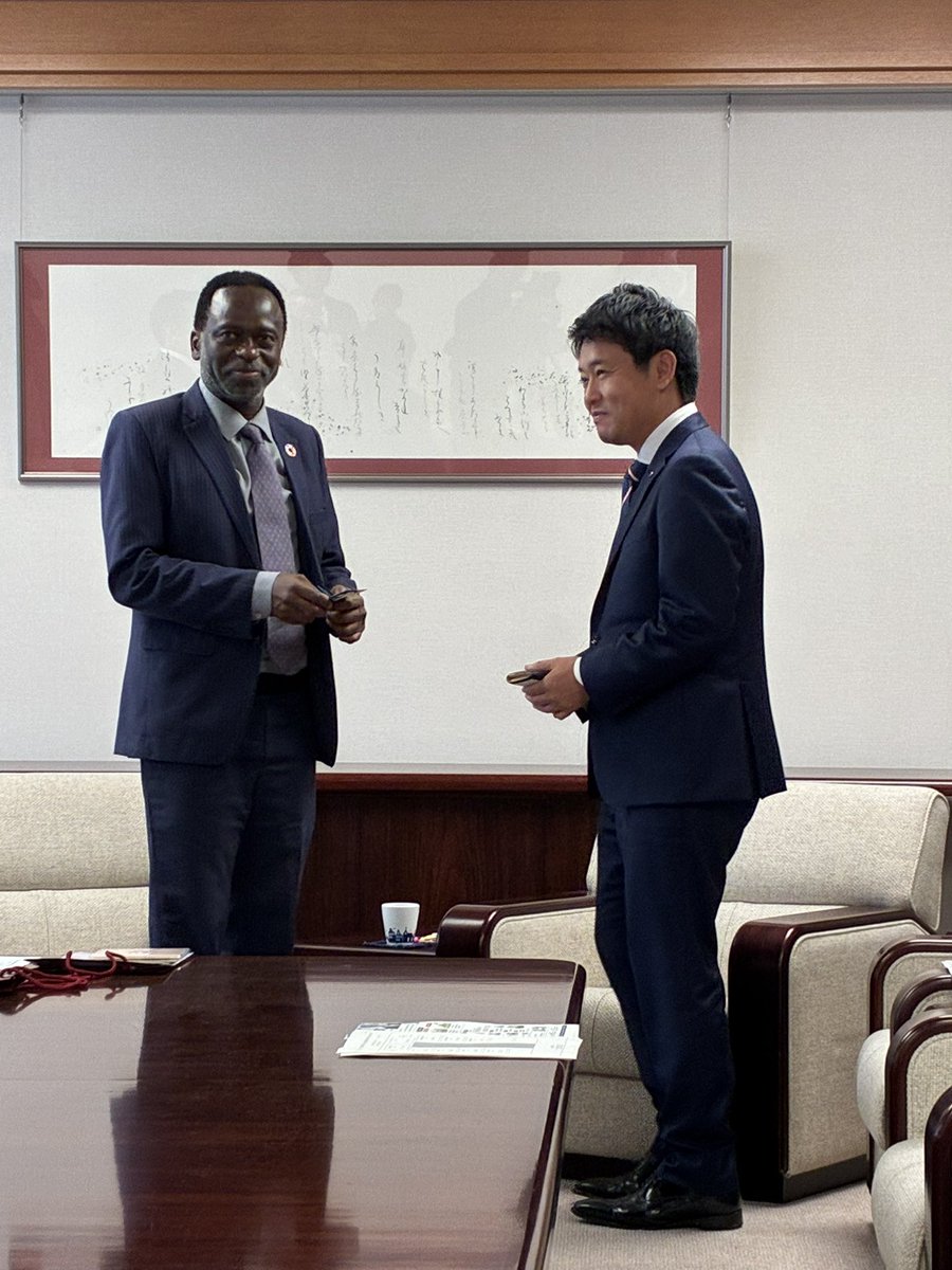 tmarwala's tweet photo. Courtesy call to Governor Miyashita of Aomori Prefecture. I appreciated the opportunity to exchange views and discuss opportunities for continued cooperation and regional development. https://t.co/VckRo29MhC