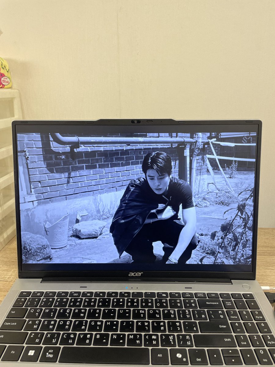 mimimws's tweet photo. วันๆฟังอยู่2เพลง🥰 https://t.co/hBlPNaXLl0