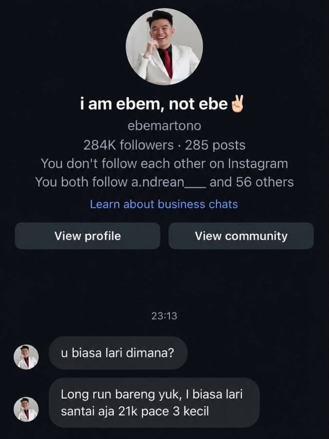 ectoboy747's tweet photo. Bangs*t nih orang siapa sih? Semua orang di DM sama dia
Beliau ini atlet lari kah? HM tapi Pace 3, situ cucunya Kipchoge? 🤣🤣 https://t.co/yBhloNFVDc