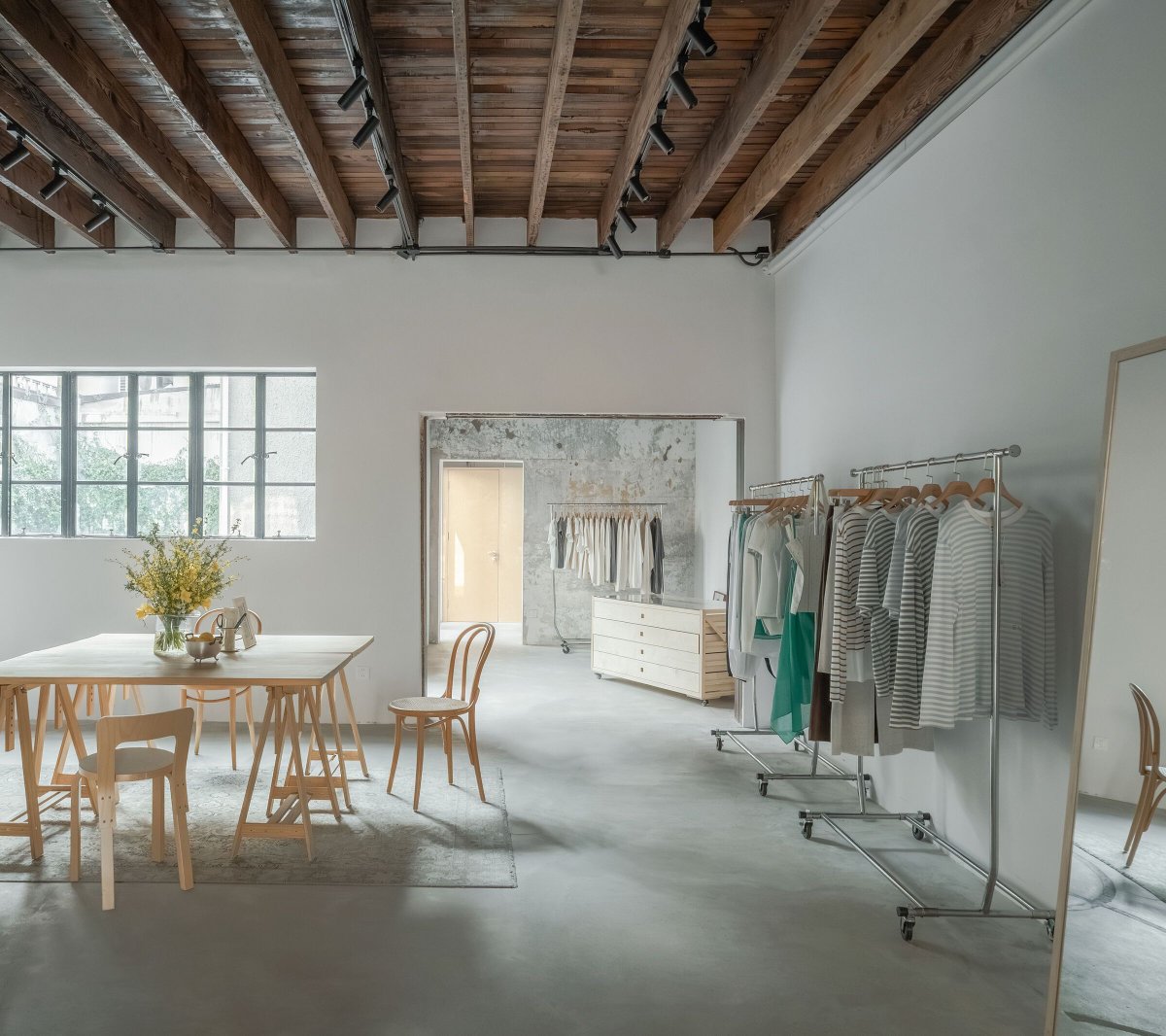 Archello's tweet photo. Temporary design, lasting adaptability. Atelier Siyu’s Society of Home Pop-up transforms a Shanghai Lilong dwelling by reusing existing furniture as display, structure, and spatial elements
https://t.co/Wk7ijse5SI
#AdaptiveReuse #MaterialReuse #ExhibitionDesign https://t.co/3rZFAkIdiV