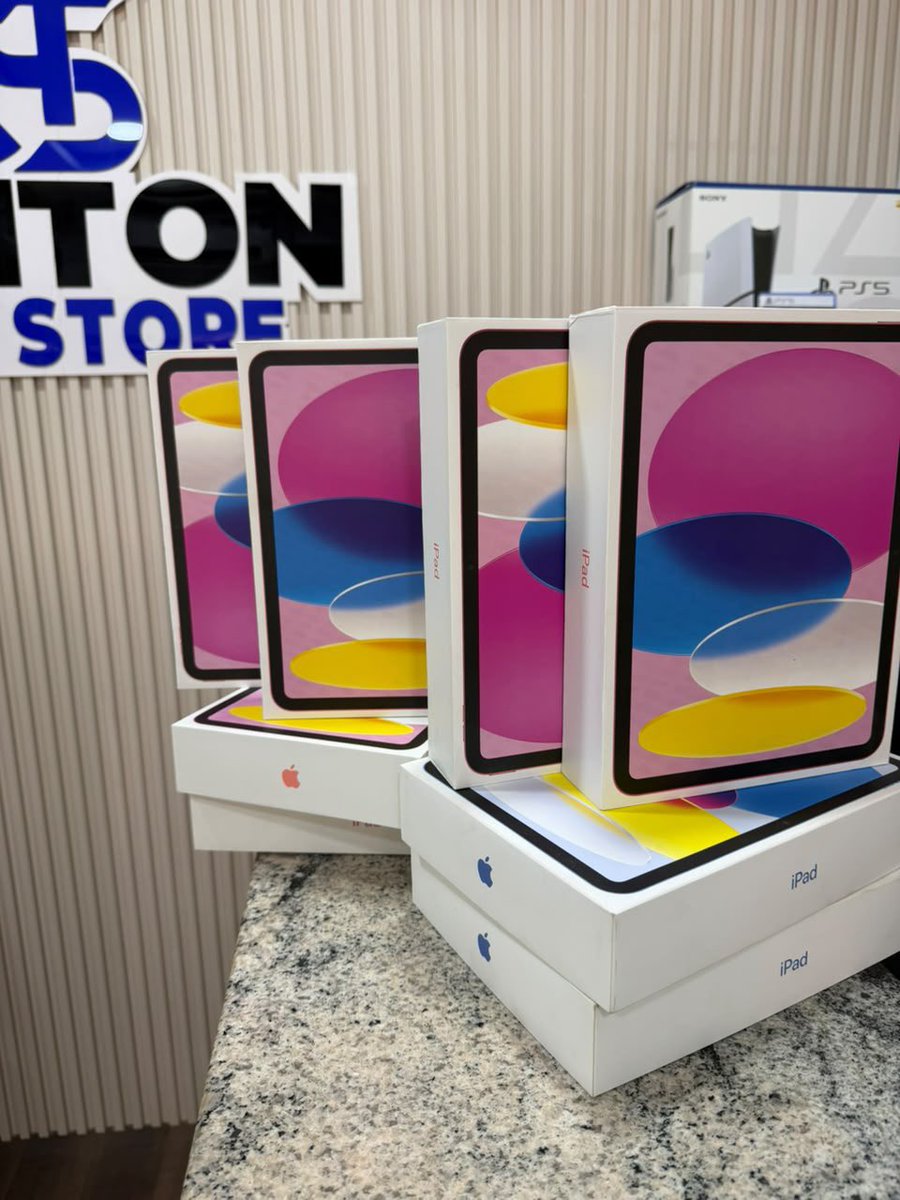 OloriOfOloris's tweet photo. Number 1 gadget store in the whole of Abuja!!! Best price for the best quality! https://t.co/iqhkfCie4L