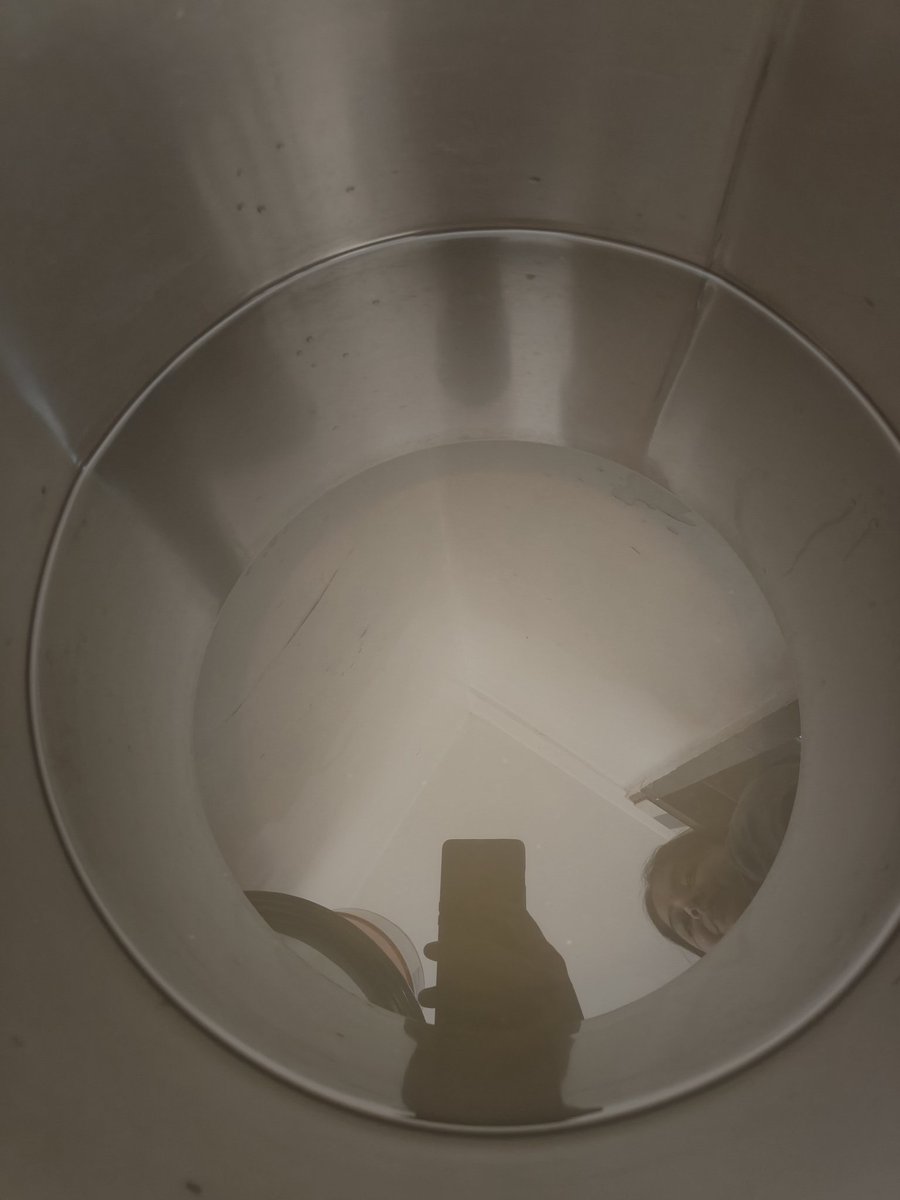 Mitkarisumit's tweet photo. Dirty black water is being supplied for drinking in Majalgaon, Dist. Beed, Maharashtra. This is a serious public health issue. Kindly take immediate action, test the water quality, and restore clean drinking water at the earliest.
@JalShaktiMin @CMOMaharashtra
#Majalgaon #Beed https://t.co/o14HZV9DMQ