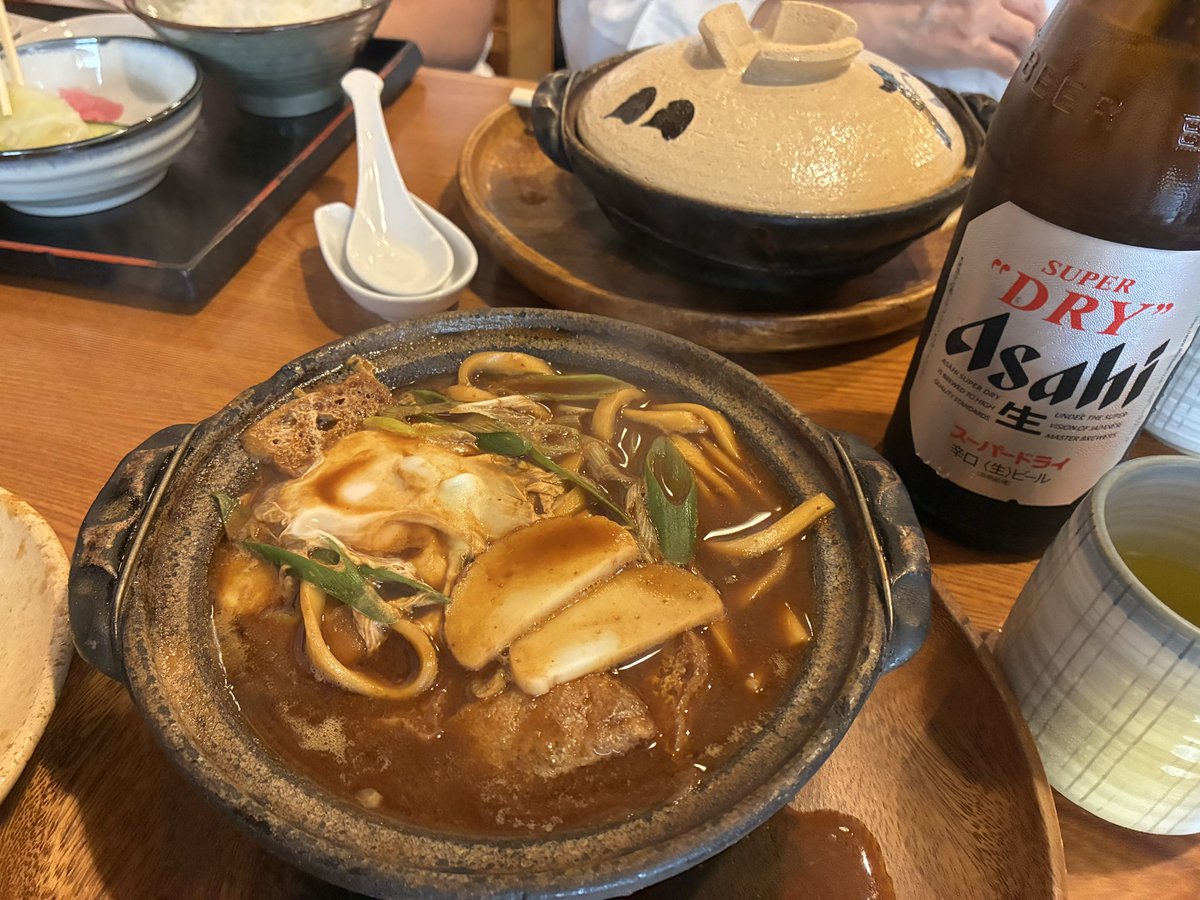 chicokaze's tweet photo. ナオト旅

人生初　#味噌煮込みうどん

名古屋出身のナオ友さんおすすめ
名古屋めしを満喫🥰

暑ーい日に☀️
熱ーい味噌煮込みうどん😆
美味しかった😋

LIVE前にパワーチャージ‼️

#たから
#大須観音 https://t.co/pV8OSJzPZZ
