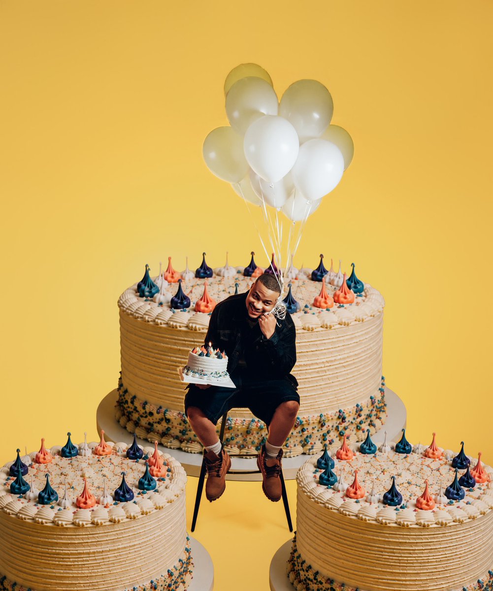 __sinaye's tweet photo. Somehow the plan worked, even the parts that weren’t part of the plan 

Cheers to 27🎈 https://t.co/DdhF80w1Du