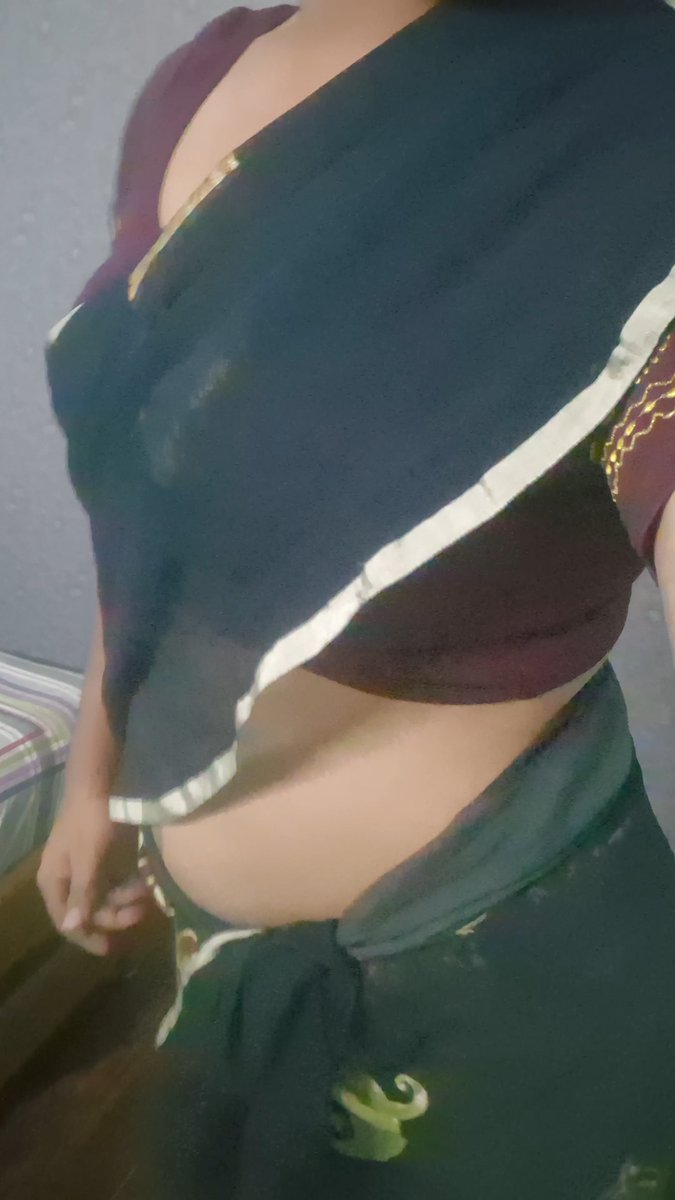 crossy_sony's tweet photo. Hi guys❤️‍🔥💖😊
Thankyou 500 followers in X page🥰😍💥
My new Hotty Video out in youtube channel🥵😍❤️‍🔥
Don't miss this video guys👇
https://t.co/wbrt501XDm
#nsfwtwtًً #salı
#trending #viral #sony #crossy #crossdresser #cd #blacksaree #black #crossysony #cdsony #cdarita #sexy #pls https://t.co/NMTR2F0HfF