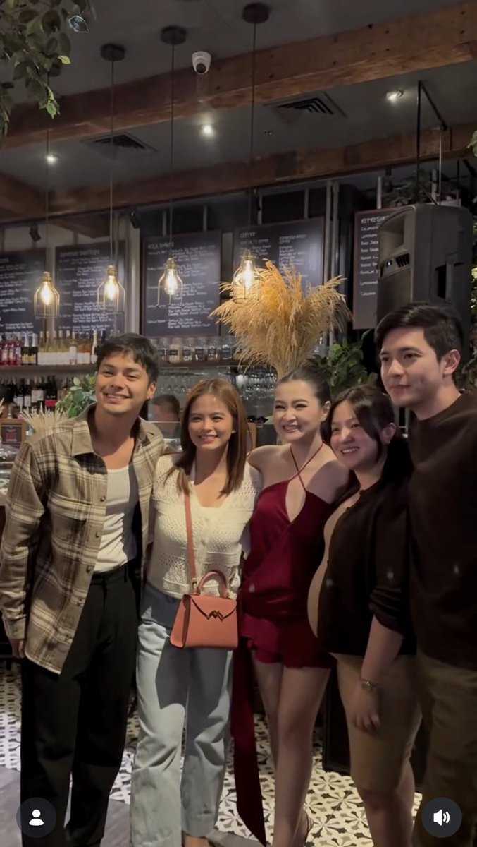 latest_chika's tweet photo. TWEEN HEARTS REUNITED 🫶

#BarbieForteza reunited with her "Tween Hearts" co-stars #AldenRichards, #BeaBinene,#JoyceChing, and #KristofferMartin during her 29th intimate birthday celebration. 

📸niceprintphoto/Instagram https://t.co/uHxqvFAwp8