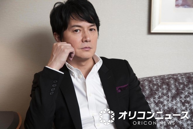oricon's tweet photo. 福山雅治、被災地支援のグッズ販売へ
利益の全額を令和8年熊本地震の支援に活用
https://t.co/KwKE01zwNO

福山は「少しでも被災地の皆様のお役に立てればとの思いから、このたび支援プロダクトを制作・販売することが決定いたしました」と発表。「『誰かの力になりたい』というお気持ちを、 被災地へ届ける一助となれば幸いです」とつづった。