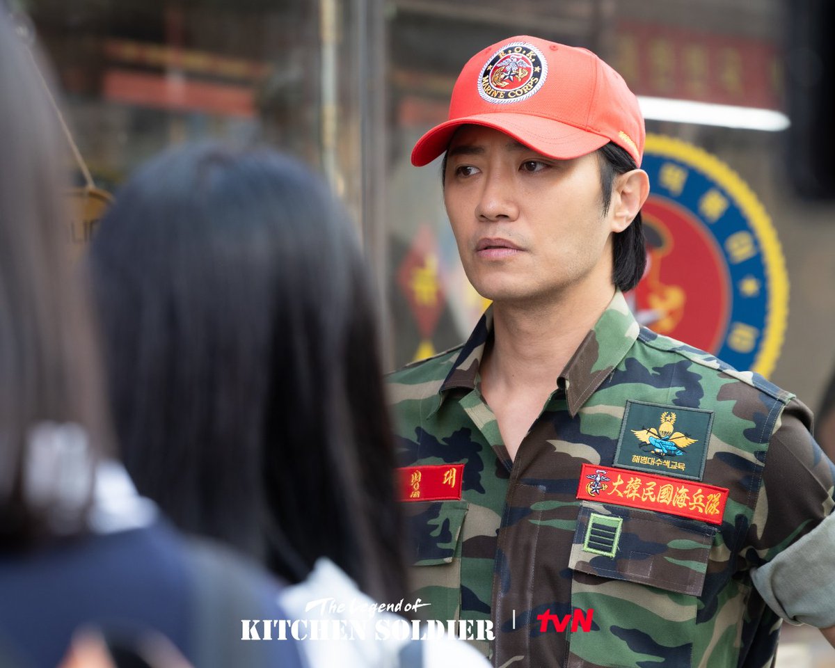 tvN_Asia's tweet photo. Saving his mother's Korean street food eatery won't take superpowers... it'll take heart. ❤️🍽️⁣
⁣
#TheLegendofKitchenSoldier⁣
Every Tuesday and Wednesday 21:15 (GMT+8)⁣
⁣
#tvNAsia #BestKoreanEntertainment #ParkJiHoon #LeeSangYi #YoonKyungHo #HanDongHee #LeeHongNae https://t.co/EJU0oyWDkJ