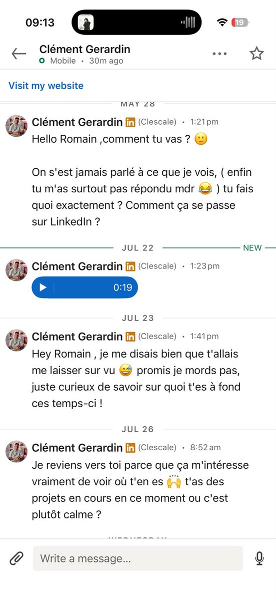 RosoAI's tweet photo. J’ouvre Linkedin après un long moment, je check mes DM, je vois ça 

J’espère ce réseau coule https://t.co/DOFCDdHcEs