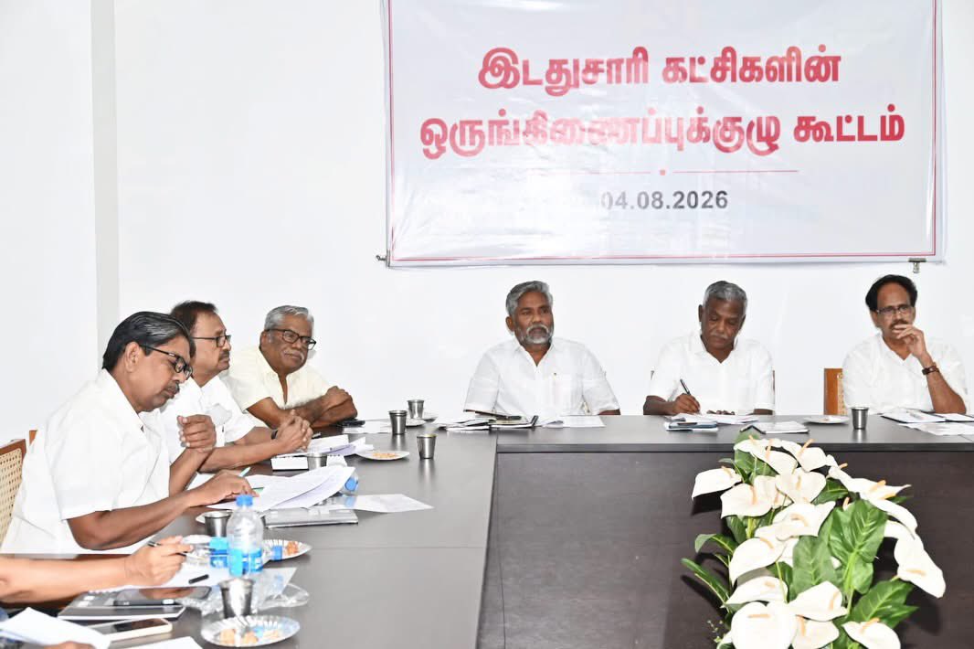 tncpim's tweet photo. இடதுசாரி கட்சிகளின் ஒருங்கிணைப்பு குழு கூட்டம் மார்க்சிஸ்ட் கம்யூனிஸ்ட் கட்சியின் மாநிலக்குழு அலுவலகத்தில் இன்று நடைபெற்றது. #CPIM மாநிலச் செயலாளர் பெ.சண்முகம், #CPI மாநிலச் செயலாளர் மு.வீரபாண்டியன்,  இந்திய கம்யூனிஸ்ட் கட்சி ( மார்க்சிஸ்ட் லெனினிஸ்ட்) லிபரேசன்  மாநிலச் செயலாளர் பழ. ஆசைத்தம்பி உள்ளிட்டோர் கலந்து கொண்டனர்.