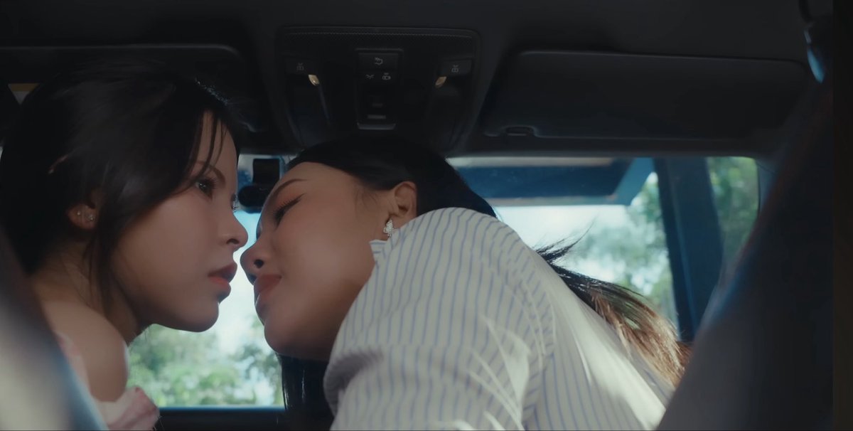 archivesGLs's tweet photo. Official Pilot — #HouseOfYouTheSeries 

link: https://t.co/DNge1jUaoD

© @yespleasepro 

#MandyJenine #MineSarah #PennyLiew https://t.co/1GYhjgNsB7