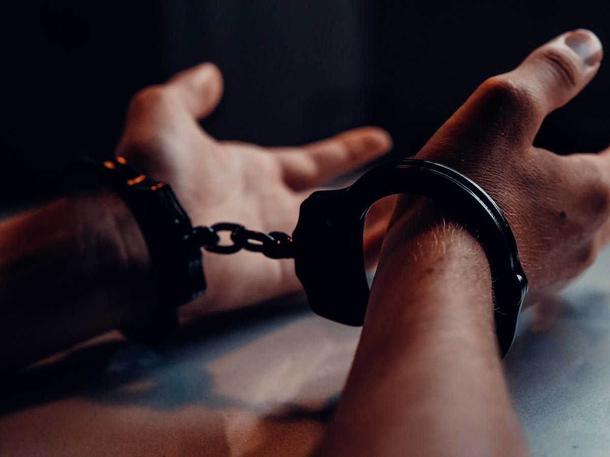 CapricornFM's tweet photo. #LegalTuesday | What does South African law say about citizen's arrests? Attorney Camila Moabelo from Mohuba & Partners joins @Hlekanis to break down the legal requirements, your rights and the boundaries civilians should never cross.
#CapricornExperience https://t.co/n7gjmC25BD
