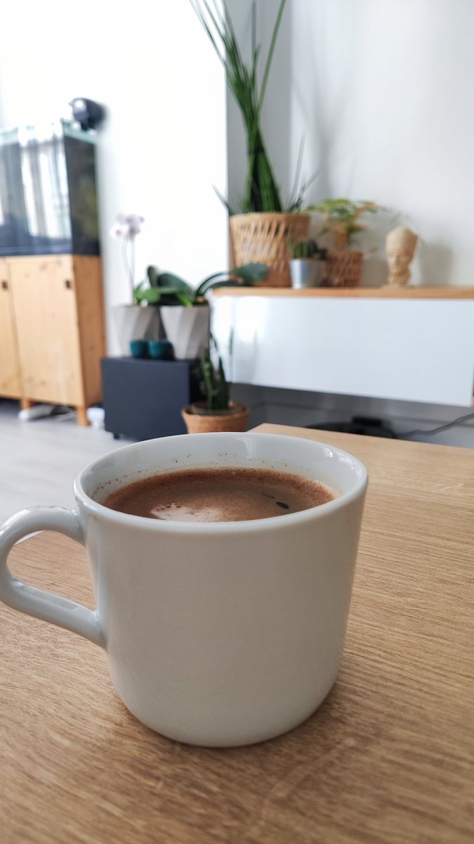 hllyy34's tweet photo. #Günaydın ☕ https://t.co/plXDHhGqfr