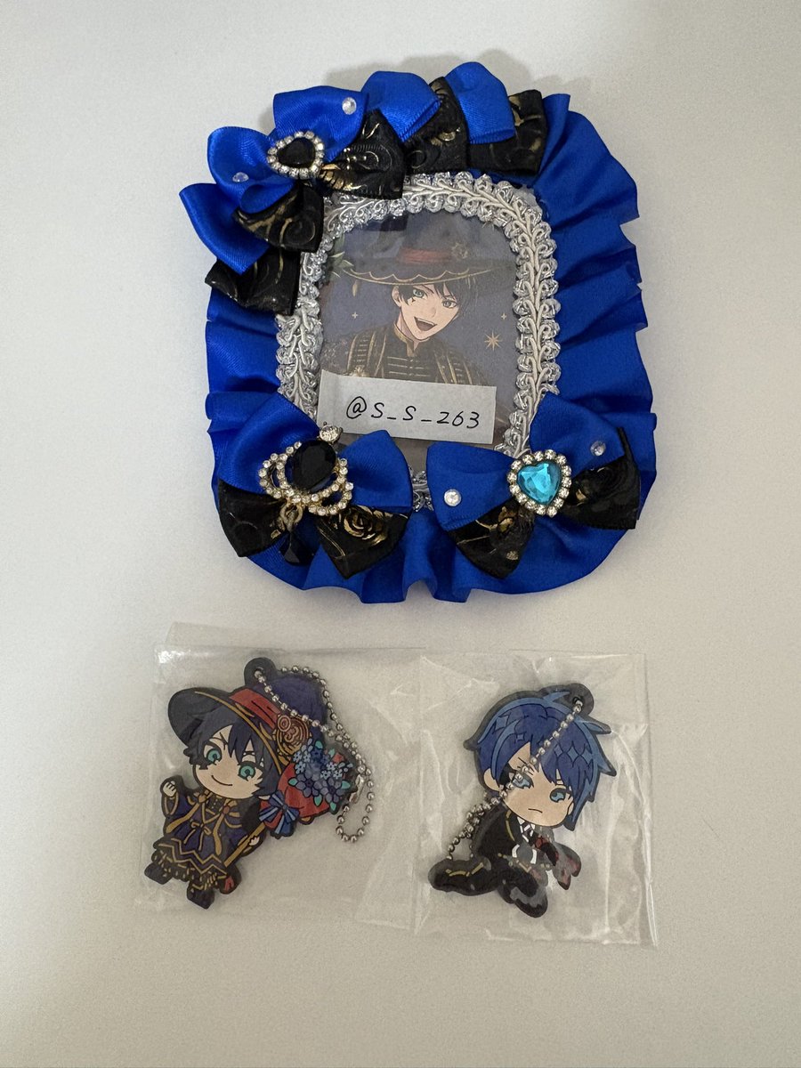 S_S_263's tweet photo. @_2vxg はじめまして、お声かけありがとうございます。
ぜひ画像2点、220円＋送料でお譲りさせて頂きたく思います。
画像、金額共に相違ないでしょうか？
相違なければお取引のためフォローさせて頂きたいです。 https://t.co/FG7M5EHrxY