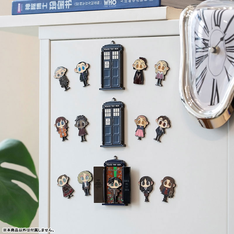 AmiAmi_Korean's tweet photo. 【재판】  《닥터 후》 마그넷 3종
9대, 10대, 11대 닥터 시리즈
https://t.co/iPM9cEr8VA
✨타디스의 일부에는 야광 소재가 포함되어 있어서 어둠 속에서 빛이 납니다
✨타디스의 문을 열 수 있으며, 캐릭터는 자석으로 탈부착이 가능합니다
제작 : SCIFI Fanspace
2026년 9월 발매예정📞
#닥터후 #DoctorWho #TARDIS