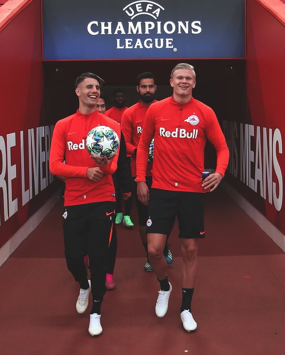 Kaneki_sl's tweet photo. Never stop dreaming ⚽️ https://t.co/8HuzsTcNjg