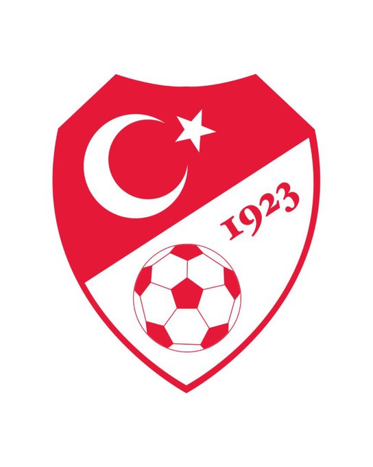 KitAjans's tweet photo. TFF ve MHK, yeni sezonda hakemlerden oyunu sık sık durduran ve soğutan kolay faul anlayışını terk etmelerini isteyecek. (Türkiye Gazetesi) https://t.co/erWFVqHs1e