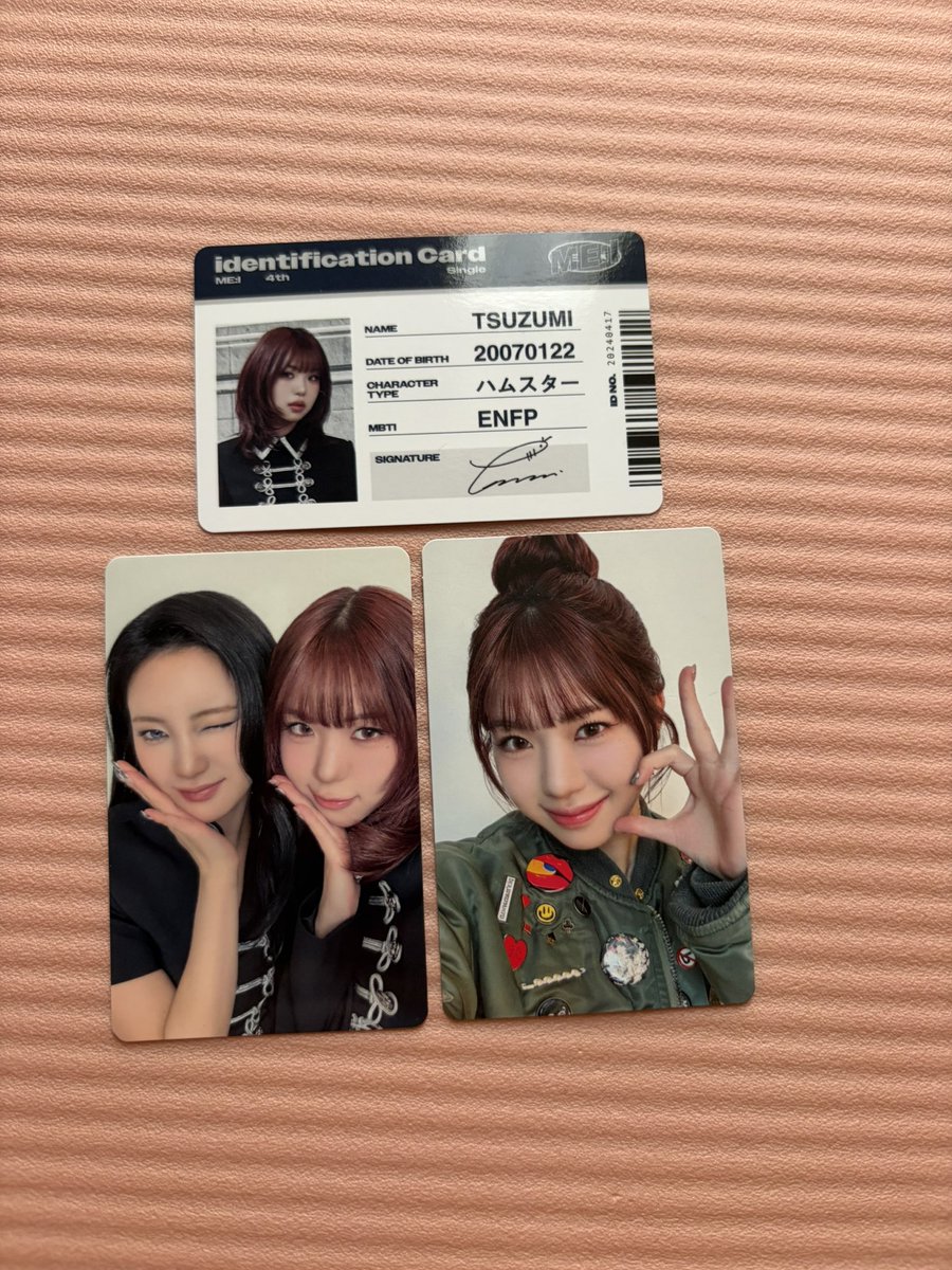 youme_rinrin's tweet photo. @tzm_mayu お声掛けありがとうございます。
先ほど初回Aユニット櫻井美羽＆海老原鼓トレカも引けたのですが、この3点と同種の村上璃杏の交換可能ですか？（ユニットは櫻井美羽&amp;村上璃杏が希望です🙏） https://t.co/XiMdOqyITs