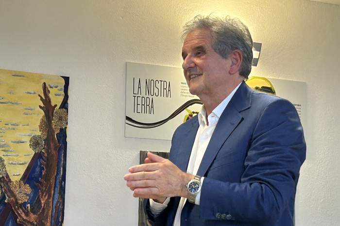 DoctorWine1's tweet photo. Lanati: «Il Pinot Nero dell’#Oltrepò deve cambiare registro»
Per Donato Lanati il #pinotnero dell’#oltrepòpavese può diventare uno dei grandi vini del futuro, ma solo a condizione di rompere con il passato
Ce ne parla @Stefidoc: https://t.co/toyOqespQa https://t.co/iAZRrmwLMT