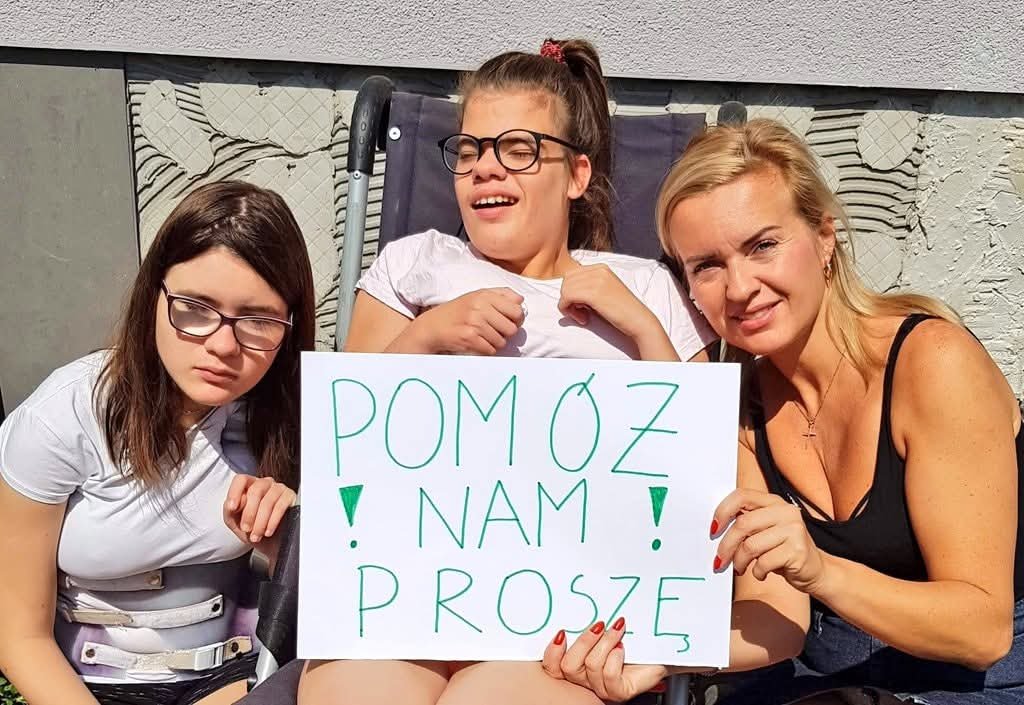 DobroWracaMG's tweet photo. ❗️Ratujemy zdrowie Dominiki i Agnieszki 💔Samotna matka prosi o POMOC. 

Zbiórka 👇
https://t.co/6QJyetYqPr

Walczę nie dla jednej, ale dwóch córek! Pomóż nam w zakupie specjalnie dostosowanego auta i kontynuowaniu rehabilitacji! Do końca zbiórki zostało 8 dni a wciąż brakuje 20 807 zł

Każda, nawet najmniejsza wpłata, ma ogromne znaczenie i przybliża nas do celu. Cieszę się, że mogę liczyć na Wasze wsparcie i serdeczne serca. Dzieci są moim największym skarbem, a ich zdrowie to dla mnie priorytet. Wspólnie możemy zdziałać cuda!

Zbiórka 👇
https://t.co/6QJyetYqPr