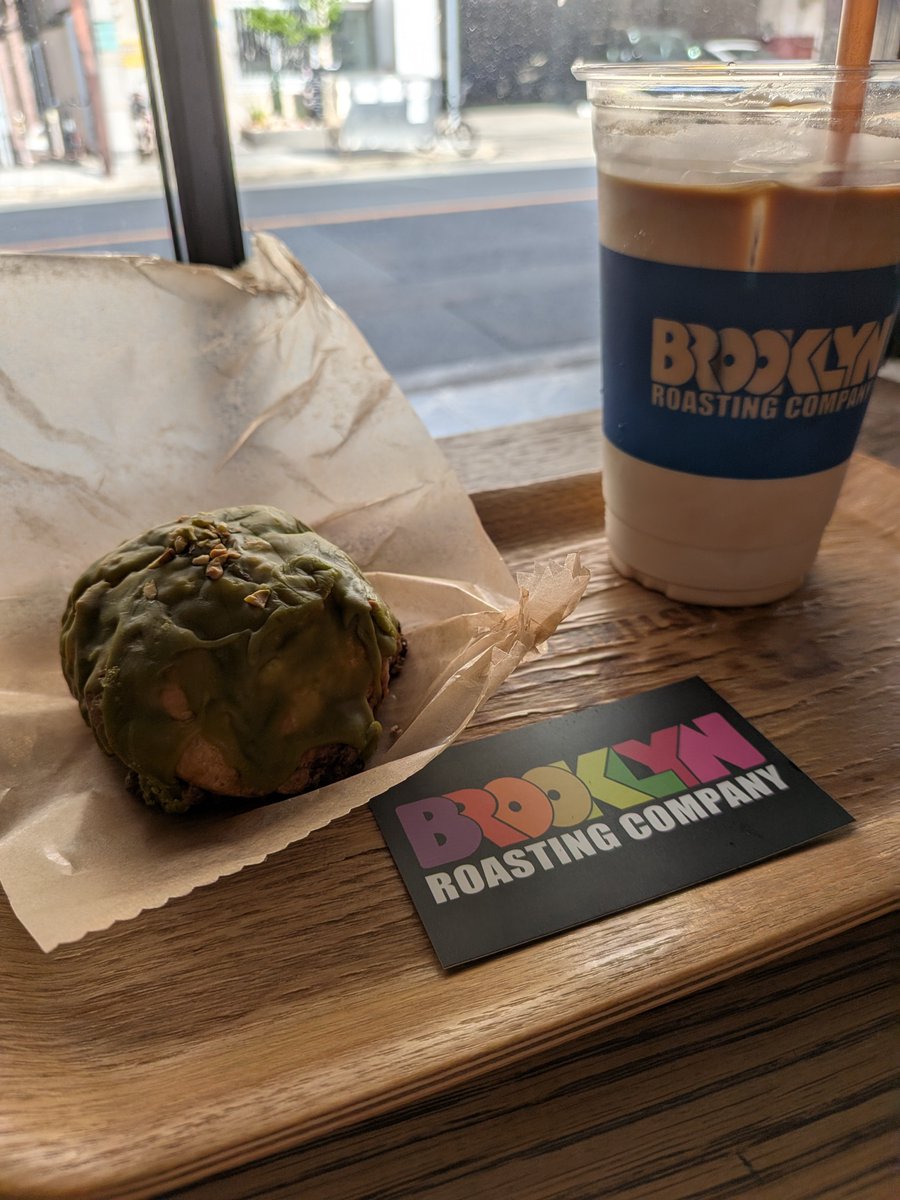 sumisuminn_'s tweet photo. BROOKLYN ROASTING COMPANY

メニューもほぼ英語なんやが苦笑

ブルックリンどころか海外いったことないけど、海外のカフェってこんな感じなんやろなぁ、、、 https://t.co/dHjdVqbvMT