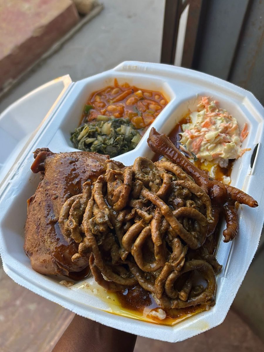 KaraboKotuu's tweet photo. Good people food will be ready from 10:30…Make sure you place your order in time 
📍699 Sechele Tlhabane (Rustenburg)
Kwa Refiloe Moeng https://t.co/DJzgVh3bAc