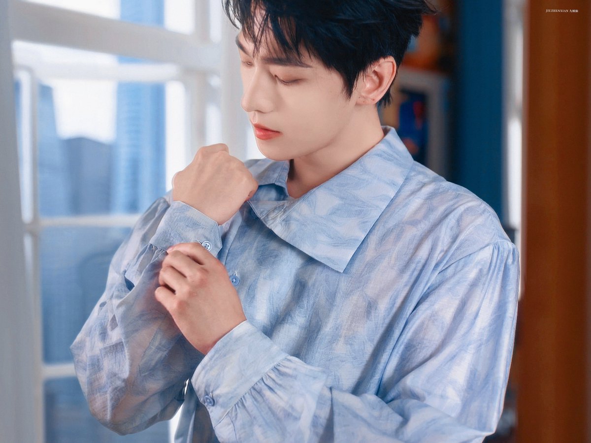 FulltimeBusy09's tweet photo. หล่อเว่อร์.... 😍😍😍 https://t.co/XbQeFQgzNM