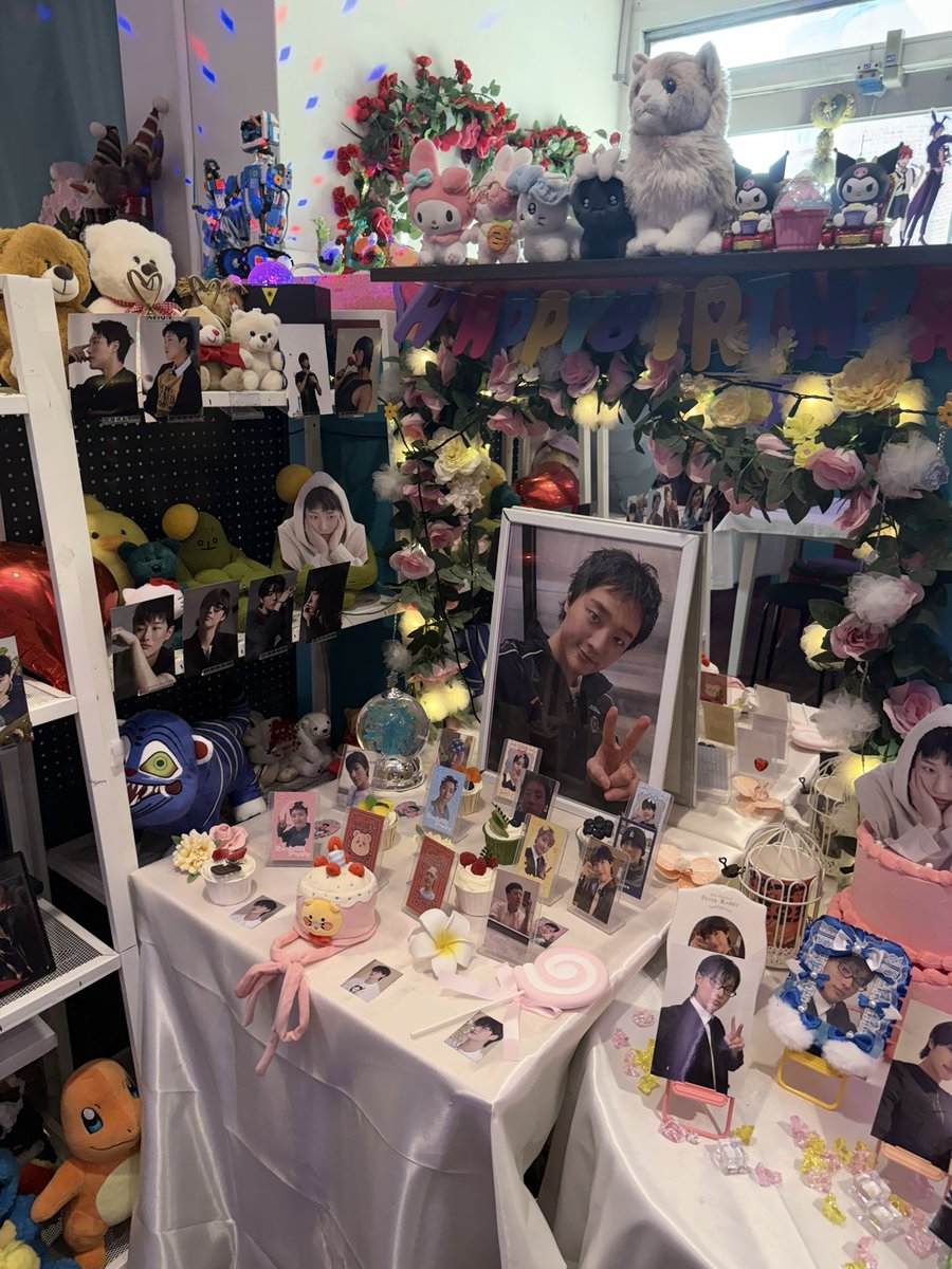 nacl0510's tweet photo. 승연이 생카🧡💙
@wseung85 
@tone_manner077 

너무 예쁘게 꾸며놓으셨네요! 🫶🫶

#낭만강강쥬조우즈
#HAPPY_WOODZ_DAY https://t.co/6uoaRqim3b