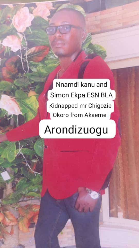 james_debut1's tweet photo. @UgoJustrealugo Together with Which people am asking you. Useless idiot. When they where busy kidnapping and killing our people I tell you here. I warned you ugo 247. U refuse to call them in order. You where all supporting the criminlity of these criminals. I know time shall come it will be let https://t.co/KCgtojeDkI