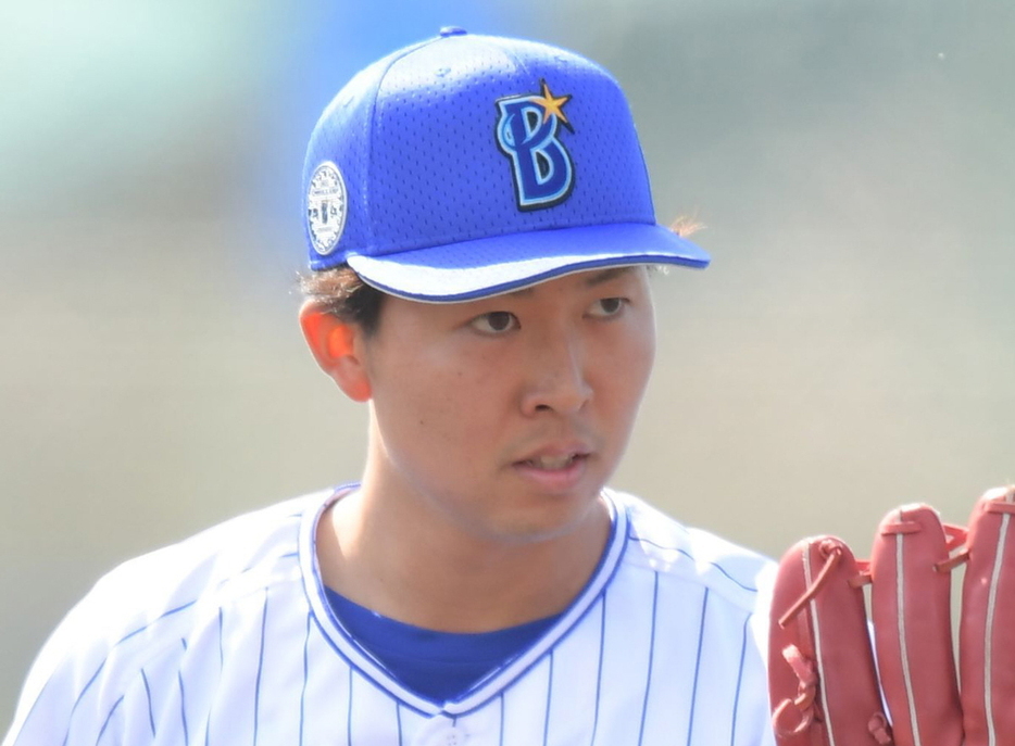 gnomotoke's tweet photo. 元DeNAの京山将弥投手が台湾プロ野球・楽天モンキーズと契約　球団HPで発表「日韓で培った経験を生かしチームに貢献できるよう全力を尽くします」（デイリースポーツ）-Yahoo!ニュース https://t.co/8dIj3o2neE

台湾プロ野球の楽天モンキーズが4日、元DeNAの京山将弥投手（28）と契約したと発表した。 https://t.co/pfFbDpGgbx