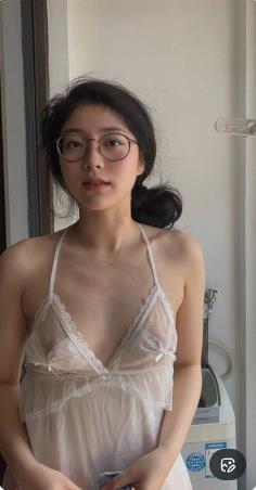 hko8ll's tweet photo. 秦嘉倪合集整理好了↓
https://t.co/QBE43UjuQv
#福利姬  #秦嘉倪 #秦嘉妮 https://t.co/r5XNPne0DM