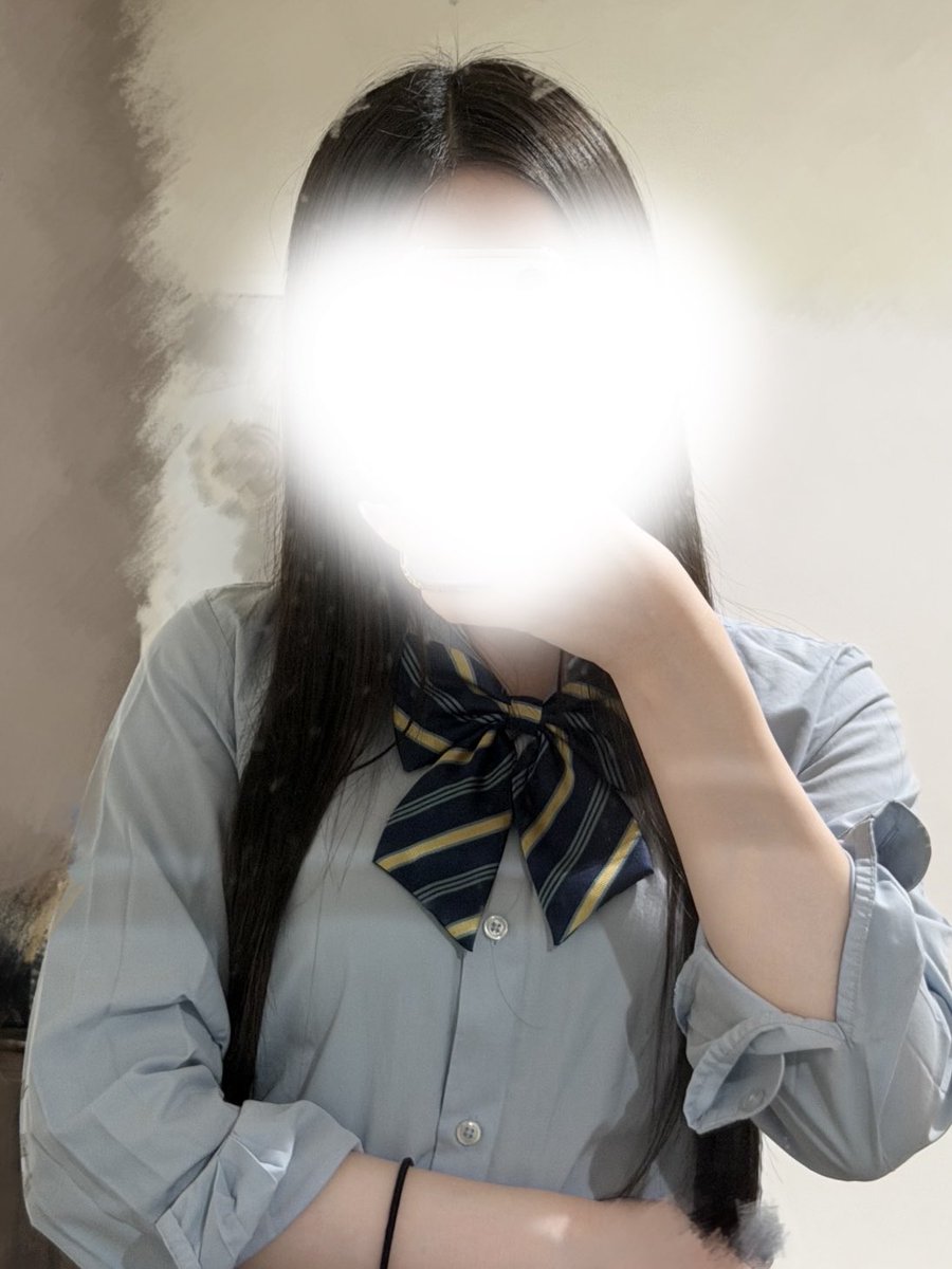 hnka22's tweet photo. 水色好きだから私服も水色ばっかり着てる🩵見に来てほしいなー>⩊< https://t.co/4a87Mr7RtR