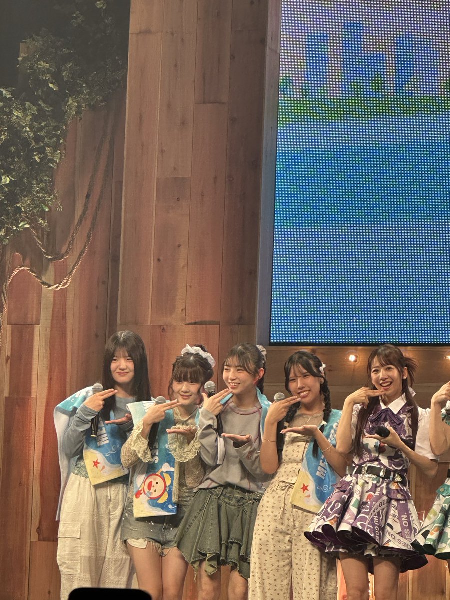 satopan017's tweet photo. 日本一大きいライブハウスで新曲を聴けました♪✨
ねぎ塩豚丼のライブは本当にあっという間で、楽しすぎて時間が足りなかった…！🥹
早くワンマンライブで思いっきり盛り上がりたいです🔥
次に会える日が待ち遠しい！

#ねぎ塩豚丼 https://t.co/DBWeENCwoj
