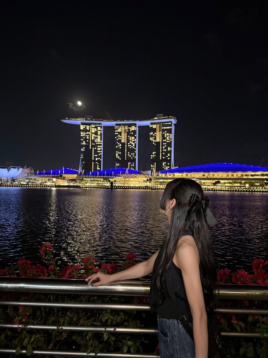 aibaaiai's tweet photo. Thank you, Singapore. 
Until we meet again♡ https://t.co/jAnly8QNdq
