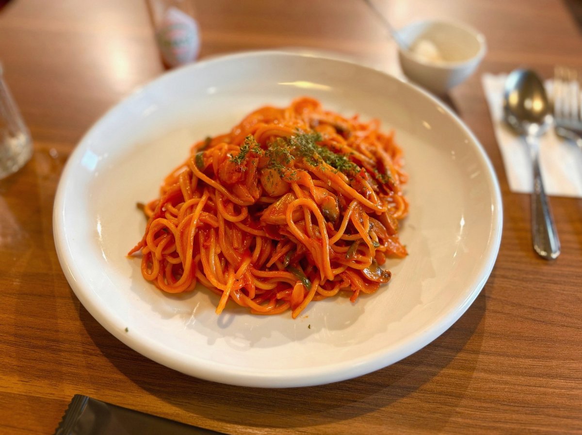 SutralusAnjel's tweet photo. 葬送のフリーレンだぁ
フリーレンが食べられてたなぁ、 https://t.co/qJth8GfYJW