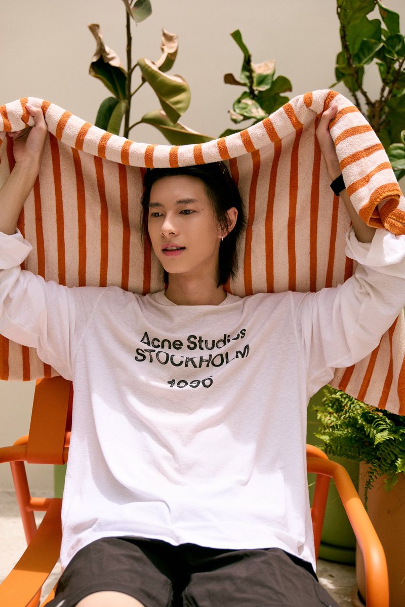 ppoohkt's tweet photo. Escaped, for a moment. 
#ppoohkt 
#BAZAAREscape2026
#BAZAARThailand https://t.co/9n1jNL4Ue7