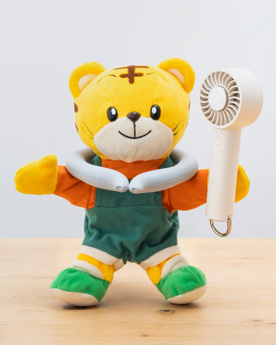 shima_official's tweet photo. こんなすずしいものあるんだ！
みんなもすずしくすごしてね～ https://t.co/QbWkSNbSdn