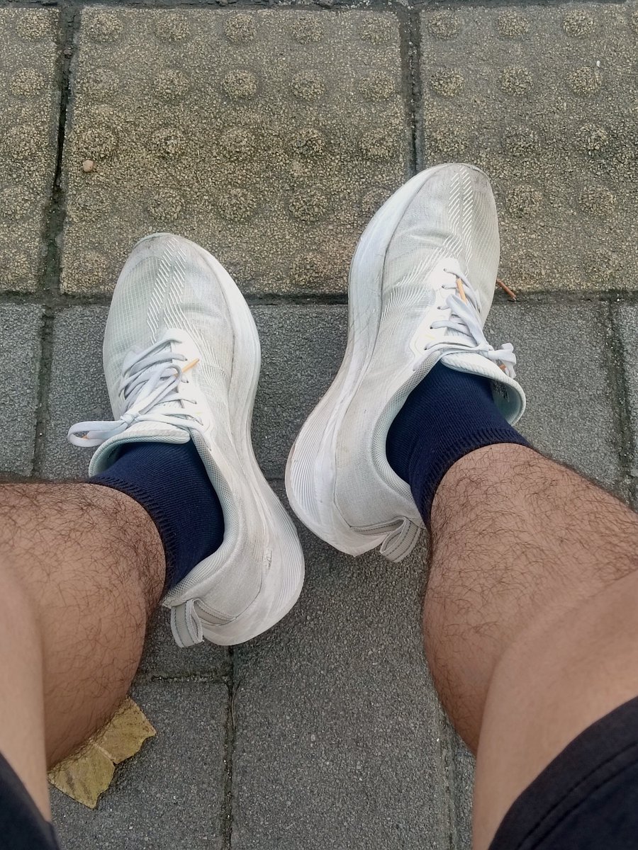 Lucachishenme's tweet photo. 有推友找44码🦶和内裤控的我聊天嘛💬？好无聊🥱 #内裤 #黑袜 #内裤控 #男同 #Gay #男大 #广州 https://t.co/VtJ3EgHD1Y