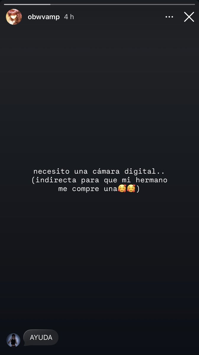 railoshiper_5's tweet photo. Alex cómprale su cámara 💜 JAKAJAKAJAJAJAKA https://t.co/G3NcHC2JjN